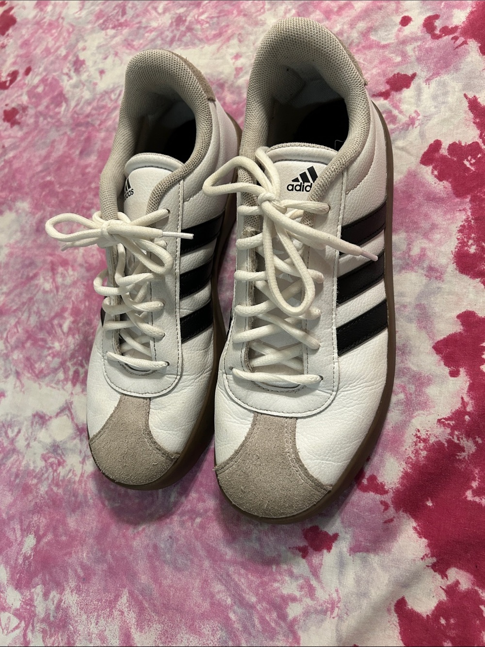 Adidas VL Court sneakers size 7 men’s / 9 women’s
